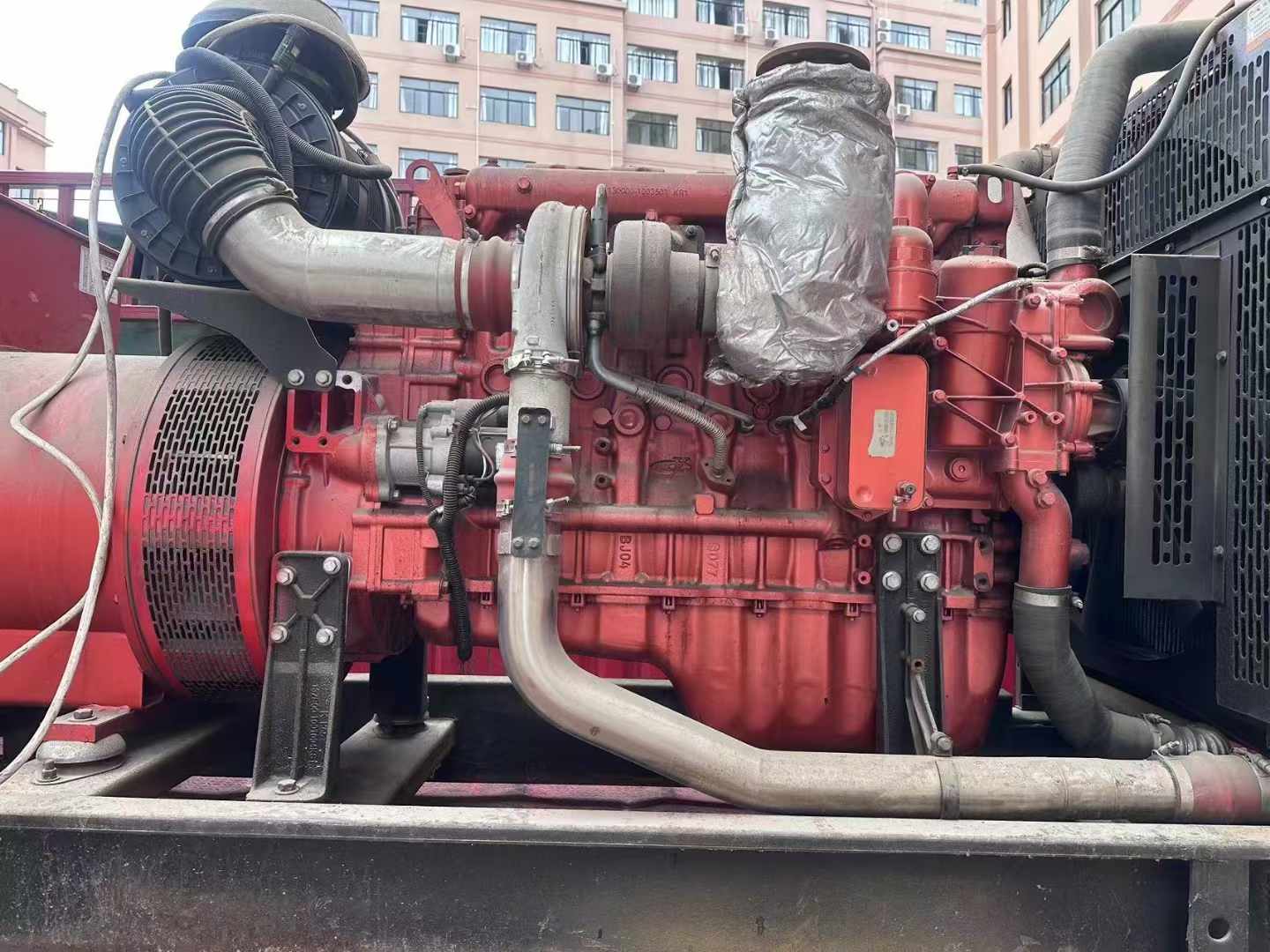 囊谦如何选择适合 600kW 柴油发电机组的过载保护器？